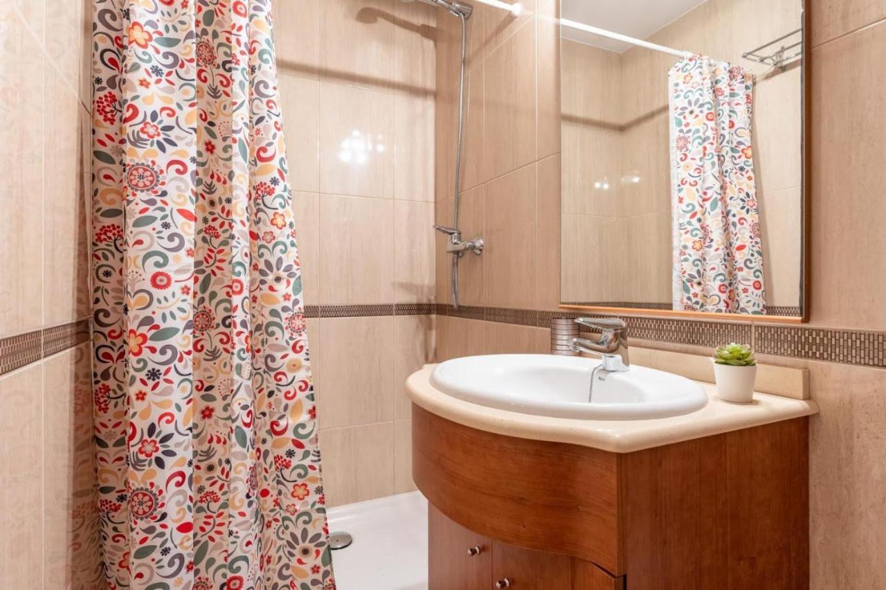 Apartamentsaloriaburg Farrera Exterior foto